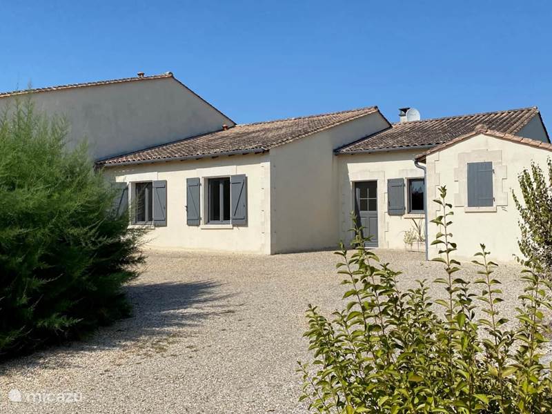 Holiday home in France, Charente, Chalais Villa Le Charme