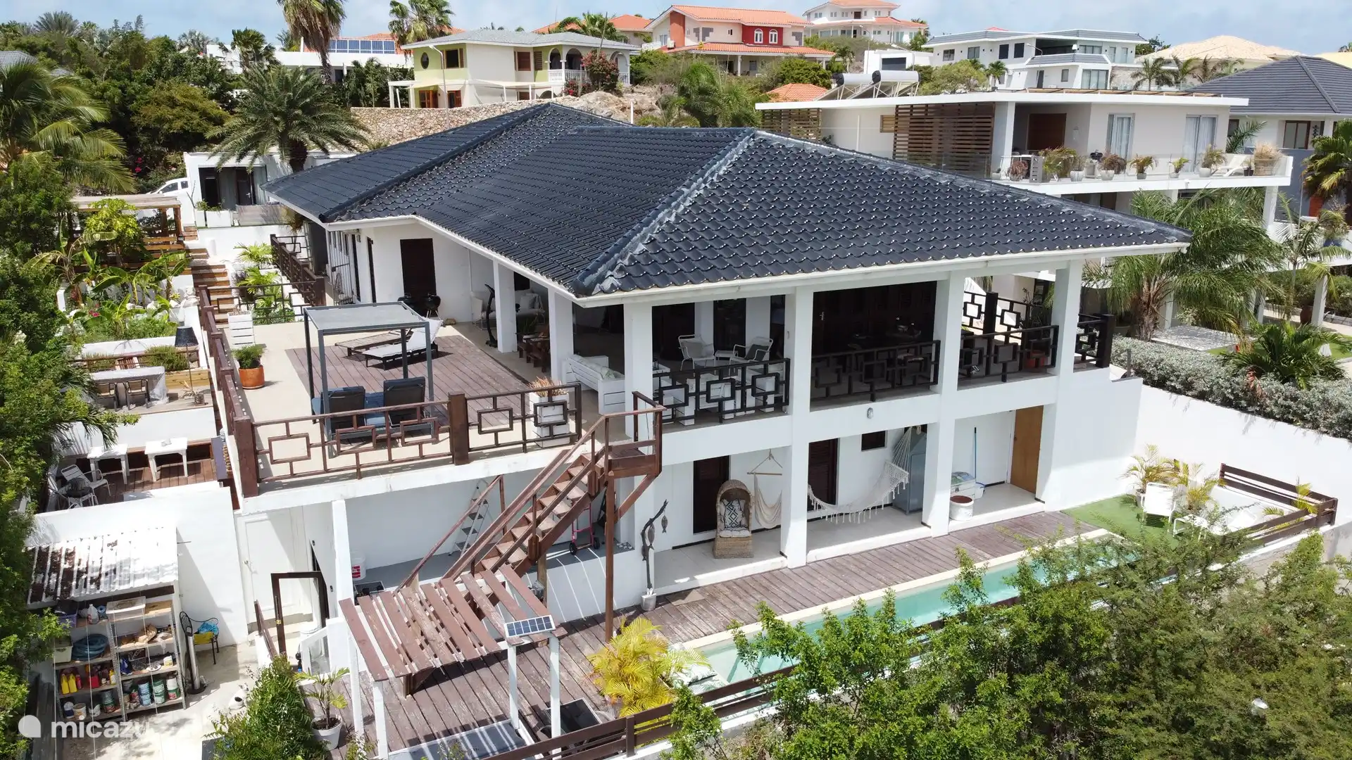 birdview van de villa