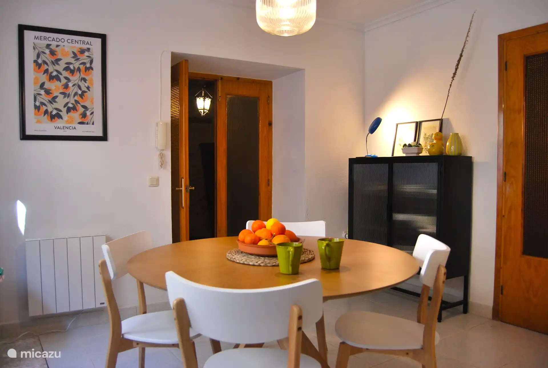 kitchen with the door to the entrance