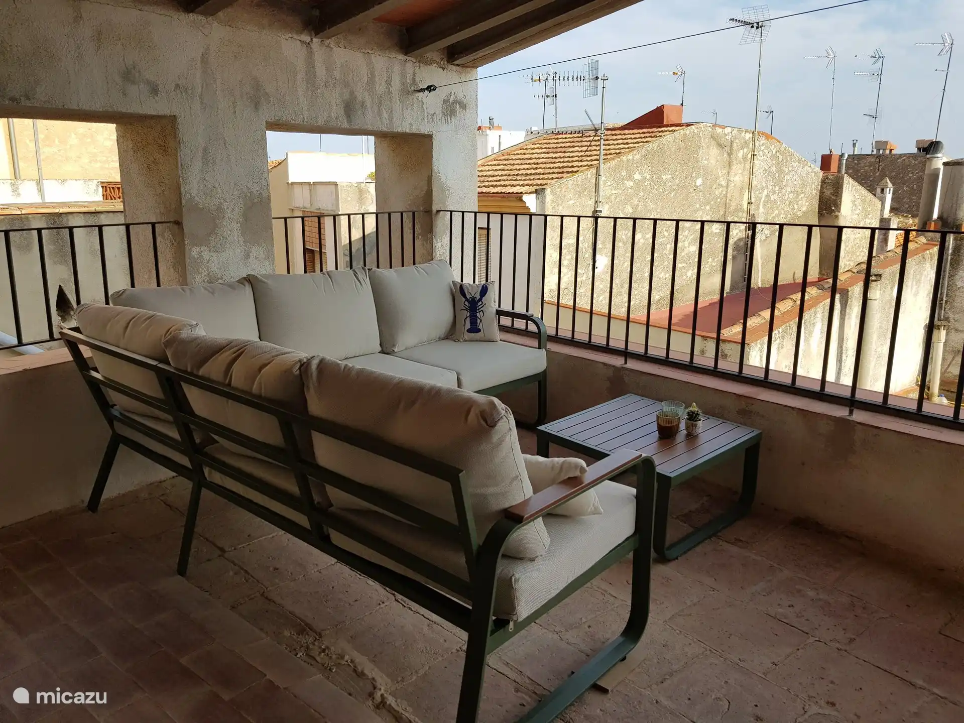 Lounge area on the roof terrace