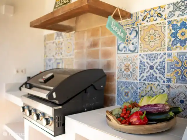 Location de Vacances Espagne, Costa Blanca, Jávea, villa - Villa de luxe Casa Siesta avec piscine Cuisine extérieure avec barbecue à gaz.
