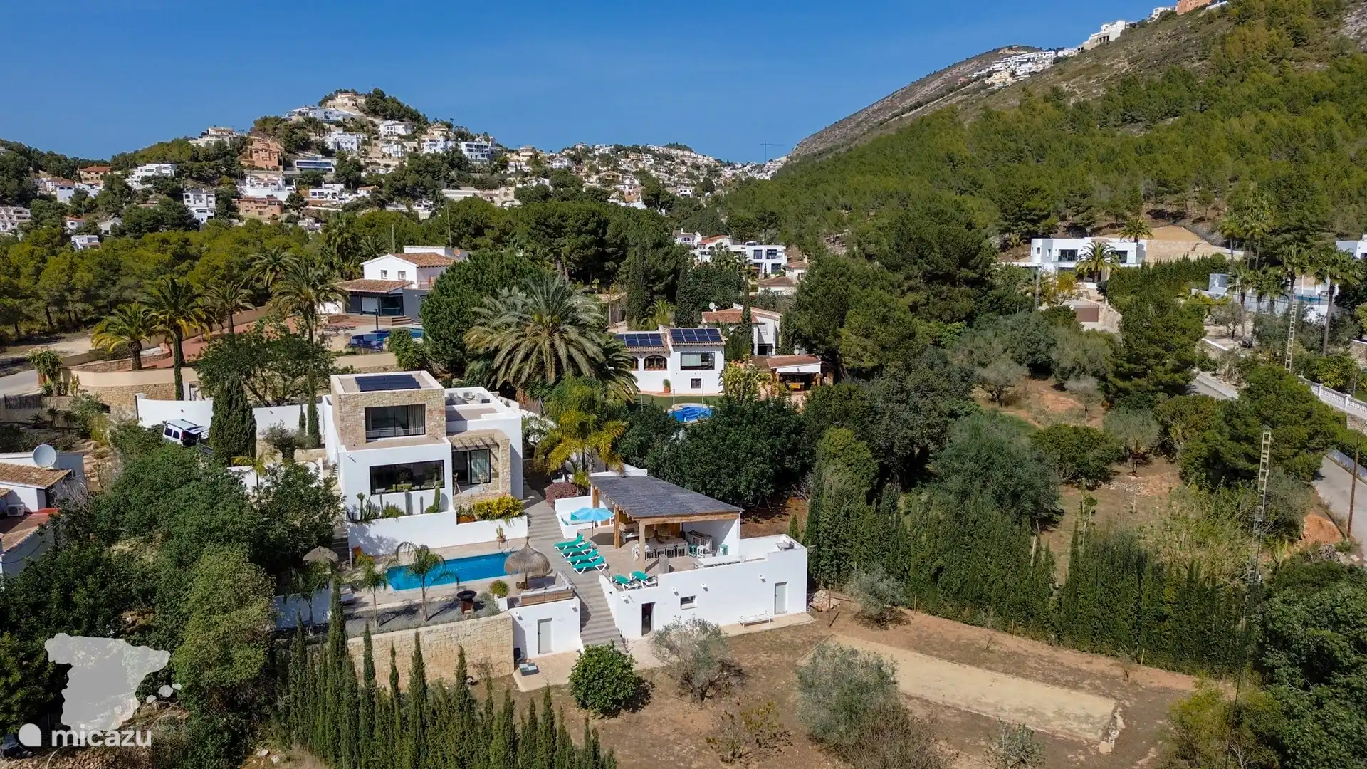 Drohnenfoto – Vorderansicht