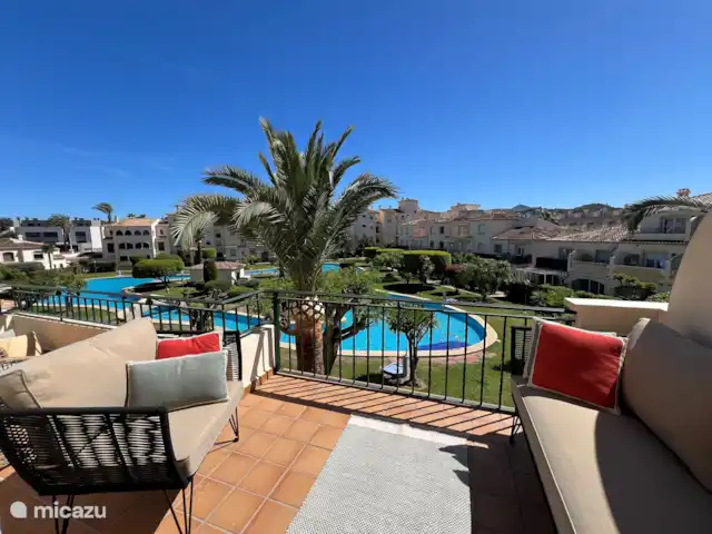 Location de Vacances Espagne, Costa Blanca, Jávea, appartement - Mira La Isla Détendez-vous sur la terrasse exposée sud avec une superbe vue.