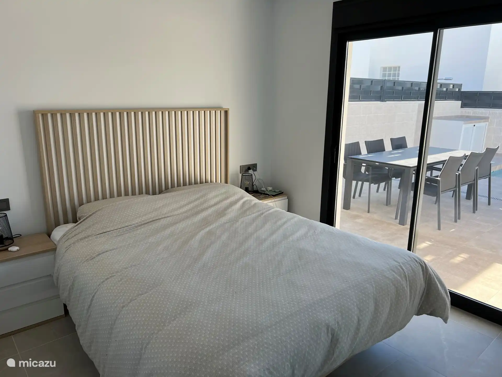 Schlafzimmer unten, Gartenseite