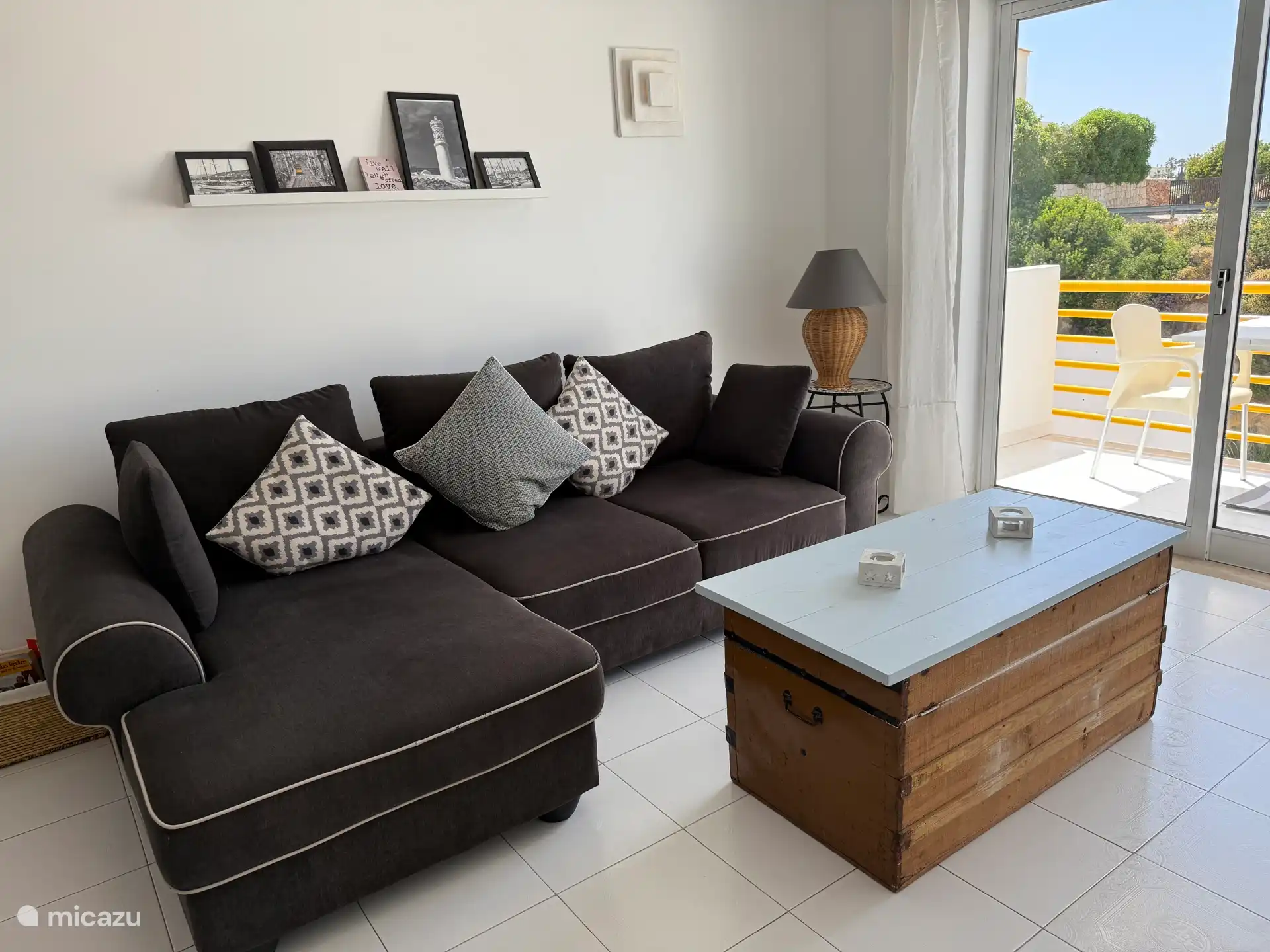 Comfortable seating area 