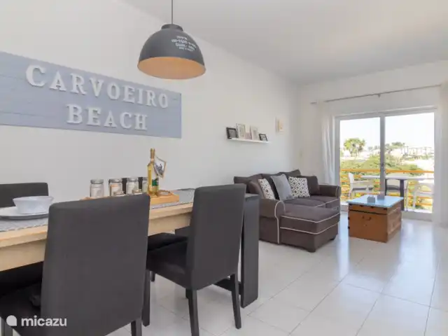 Location de Vacances Portugal, Algarve, Carvoeiro, appartement - Casa Branco Carvoeiro Algarve Salon avec vue sur l’extérieur