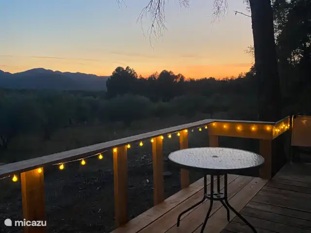 Cabaña L'Ametlla | Espagne, Costa Dorada, Tarragone - cabane en bois / lodge Aussi génial quand le soleil est presque parti.