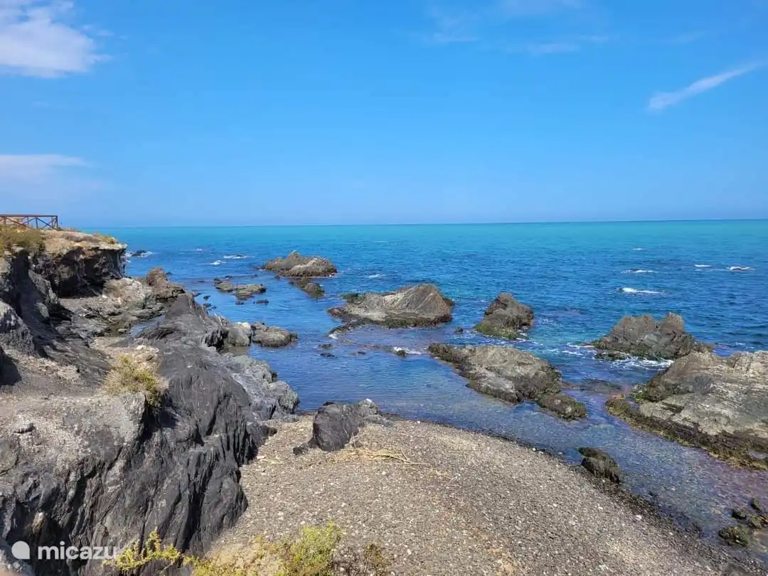 Die wunderschöne Küste von Villaricos liegt nicht weit entfernt