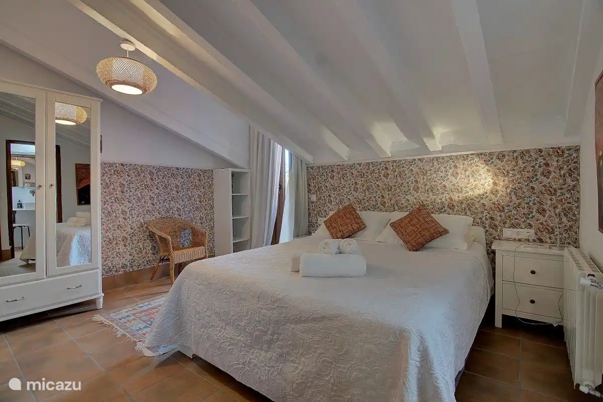 Schlafzimmer der Suite Els Llombos