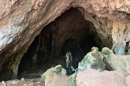 Skotino-Höhle