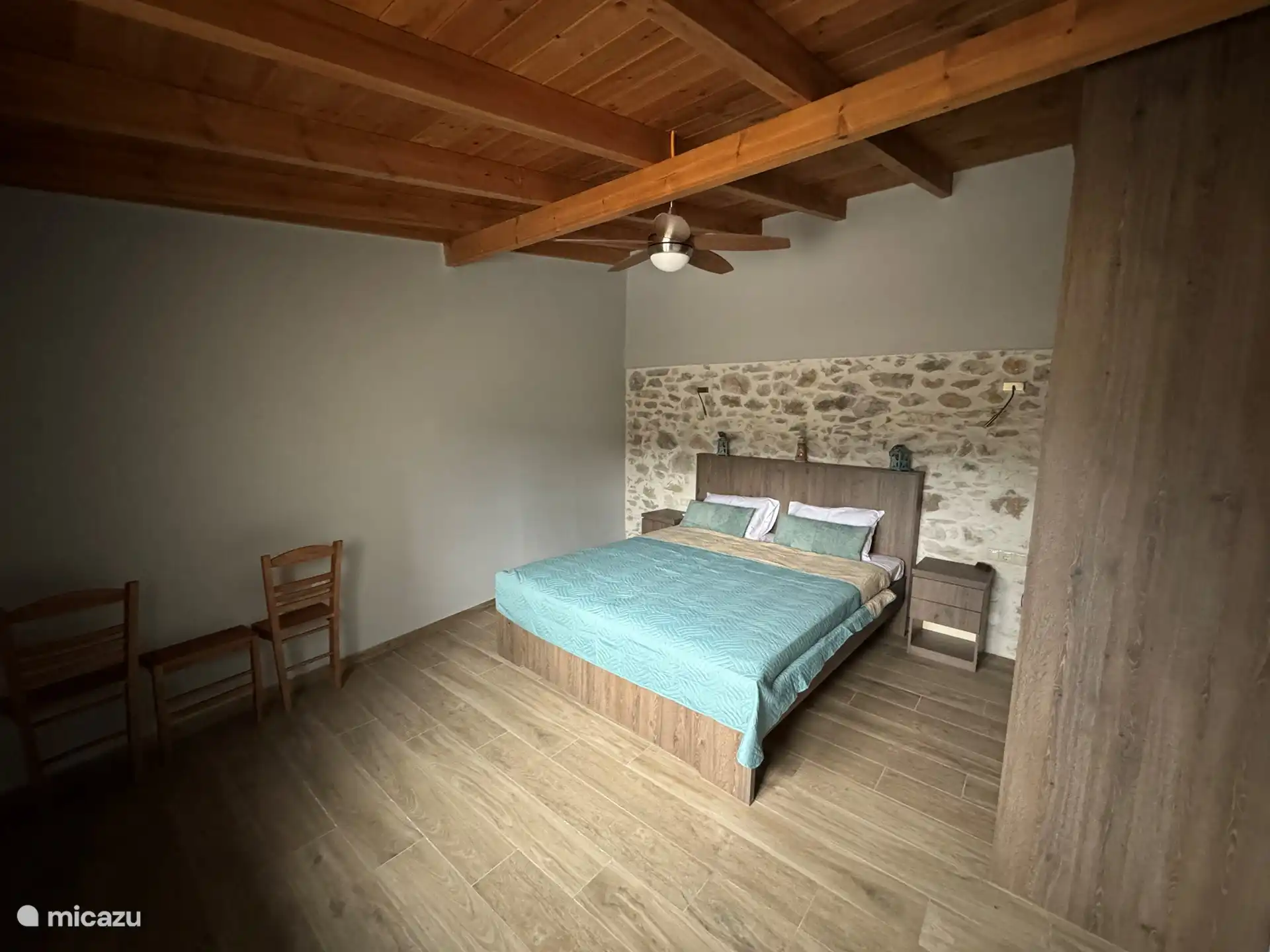 Schlafzimmer 2, das Doppelbett 180x220