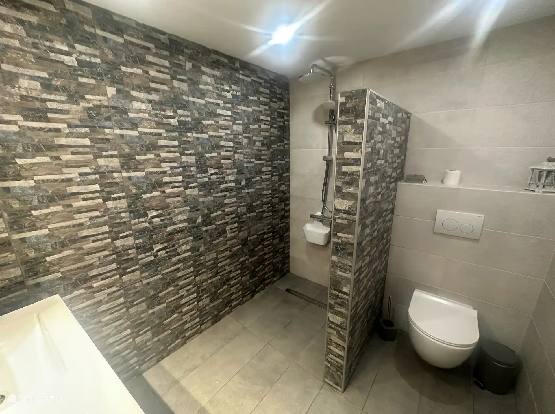 Badezimmer im Erdgeschoss.