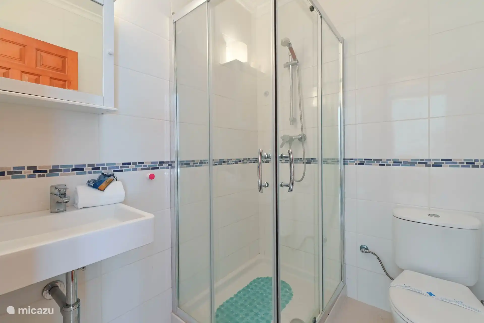 Badezimmer 2 mit Dusche