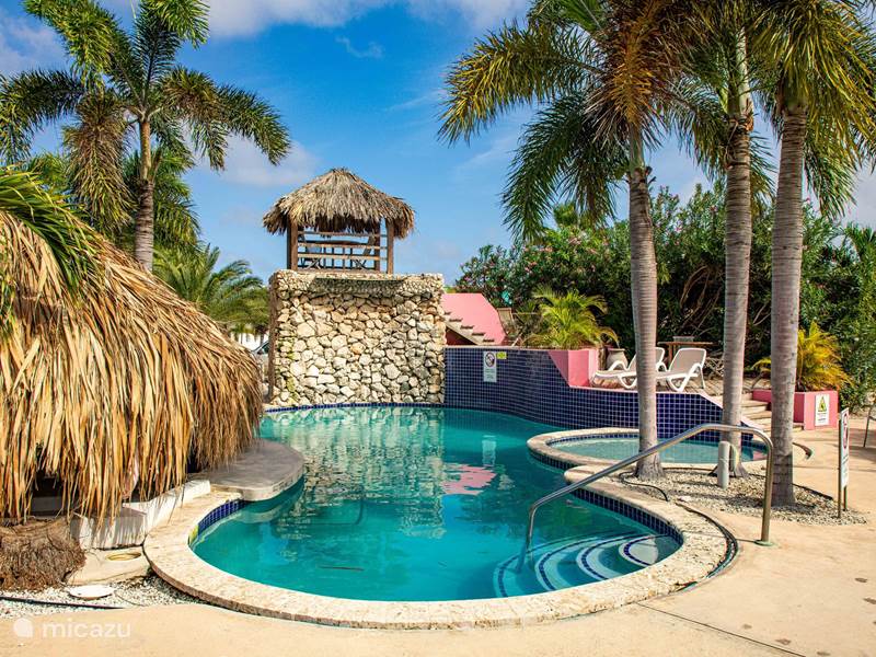 Vakantiehuis Bonaire, Bonaire, Belnem Villa Prachtige watervilla met 2 slaapkamers en 2 badkamers