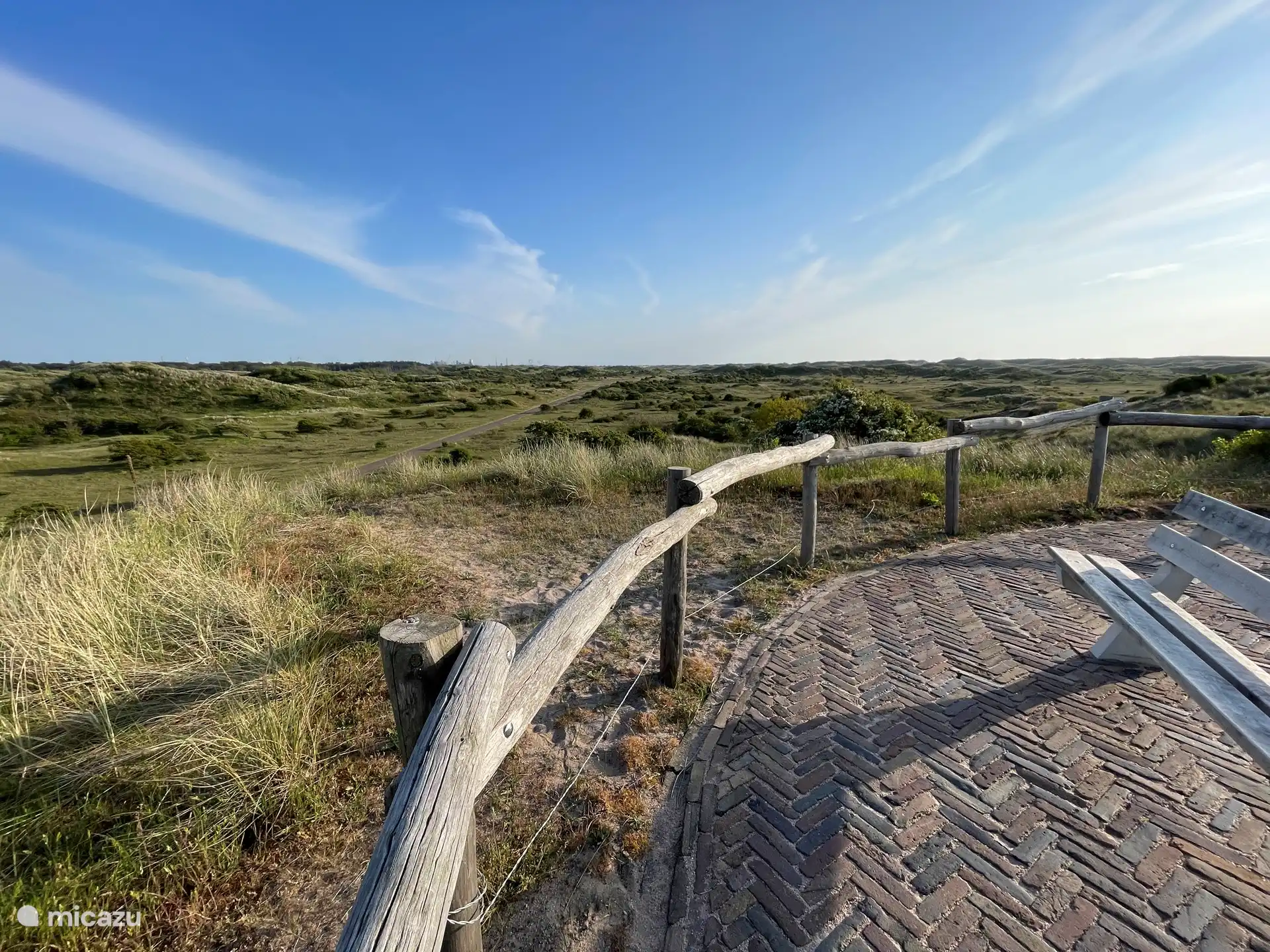 La zone de dunes juste derrière le camping. Différents points de vue offrent de belles vues.