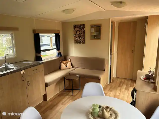 El cangrejo en Países Bajos, Holanda del Norte, Castricum - mobil home / caravana El area de espera