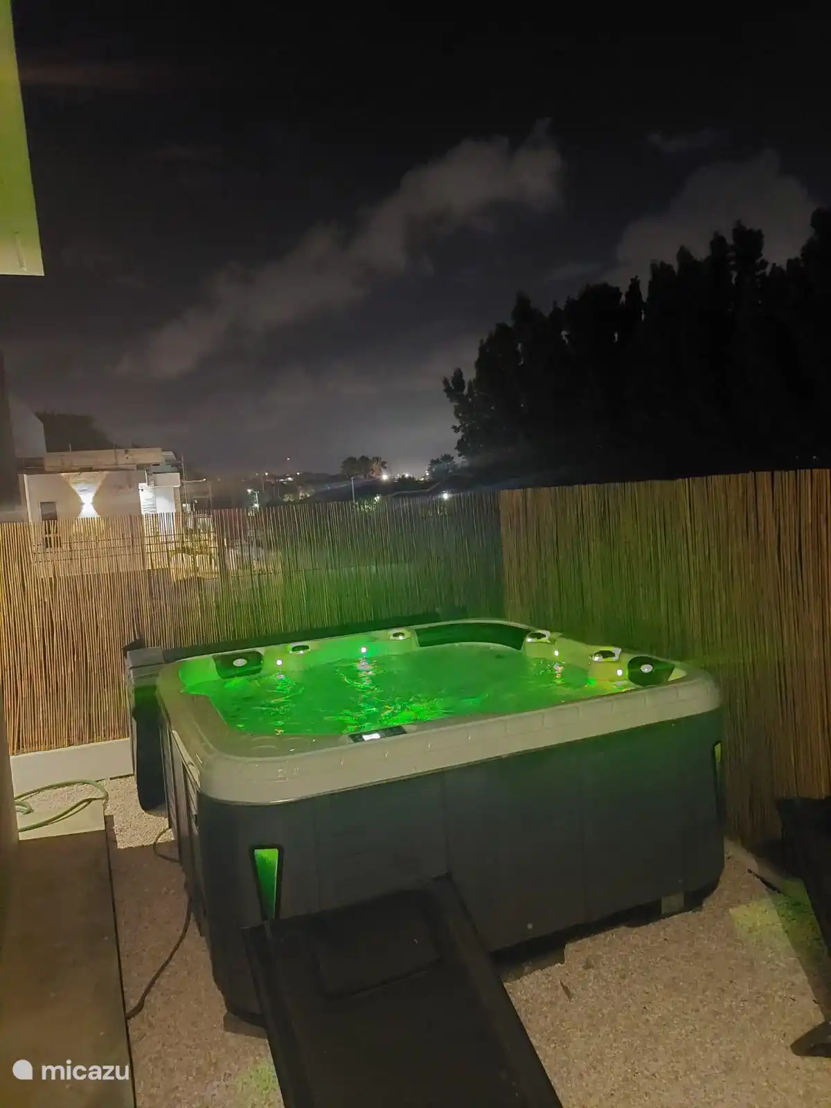 Relax in the jacuzzi