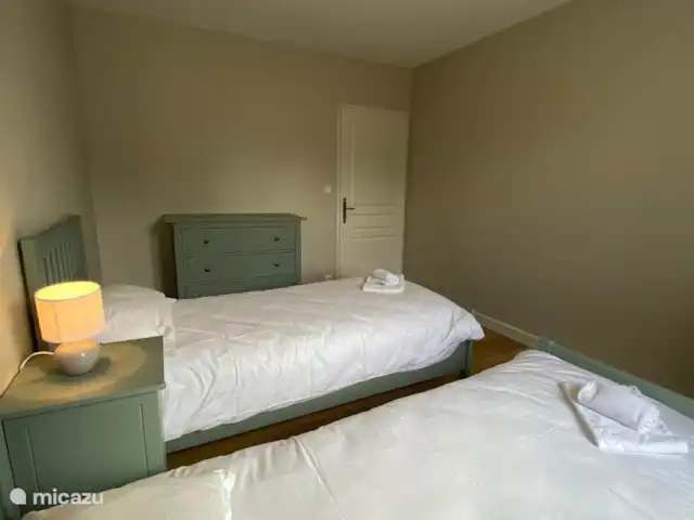 Le Sorbier | France, Charente, Chalais (Charente) - villa L'autre chambre jumeaux avec 2 lits simples