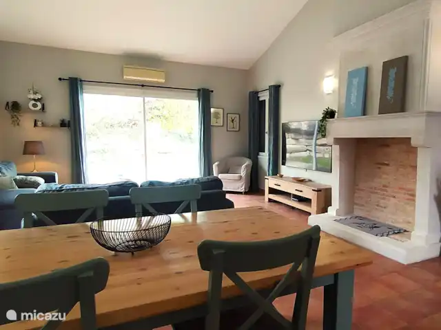 Le Sorbier | France, Charente, Chalais (Charente) - villa Salon / salle a manger ouvert