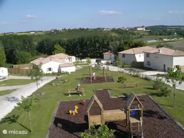 Le Sorbier | France, Charente, Chalais (Charente) - villa aire d'enfants