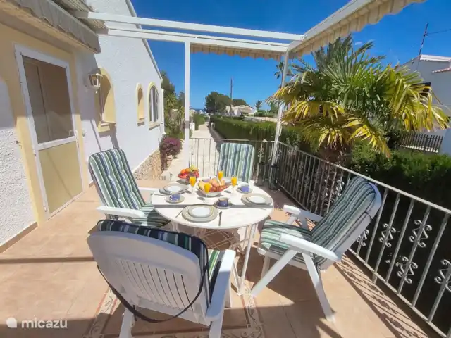 Location de Vacances Espagne, Costa Blanca, Jávea, pension / maison d’hôtes / chambre privée - Jávea; seaview, jacuzzi, pool Terrasse