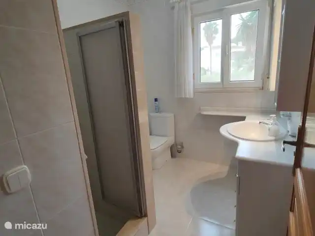 Location de Vacances Espagne, Costa Blanca, Jávea, pension / maison d’hôtes / chambre privée - Jávea; seaview, jacuzzi, pool salle de bains