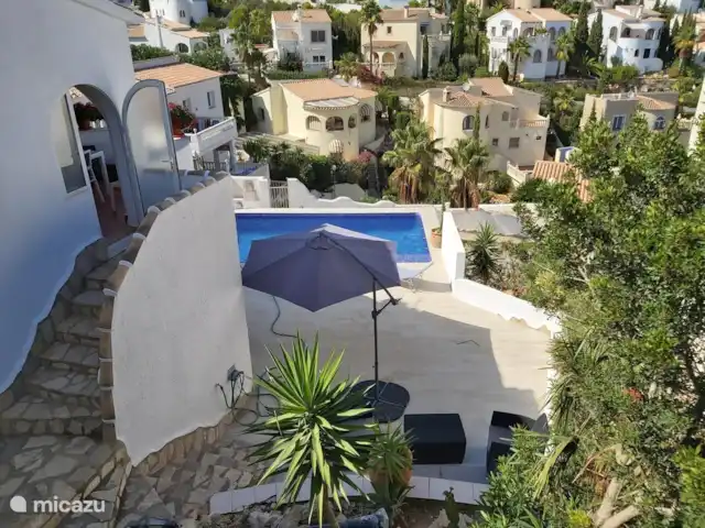 Casa Olivos huren in Spanje, Costa Blanca, Cumbre del Sol - vakantiehuis terras bij het zwembad
