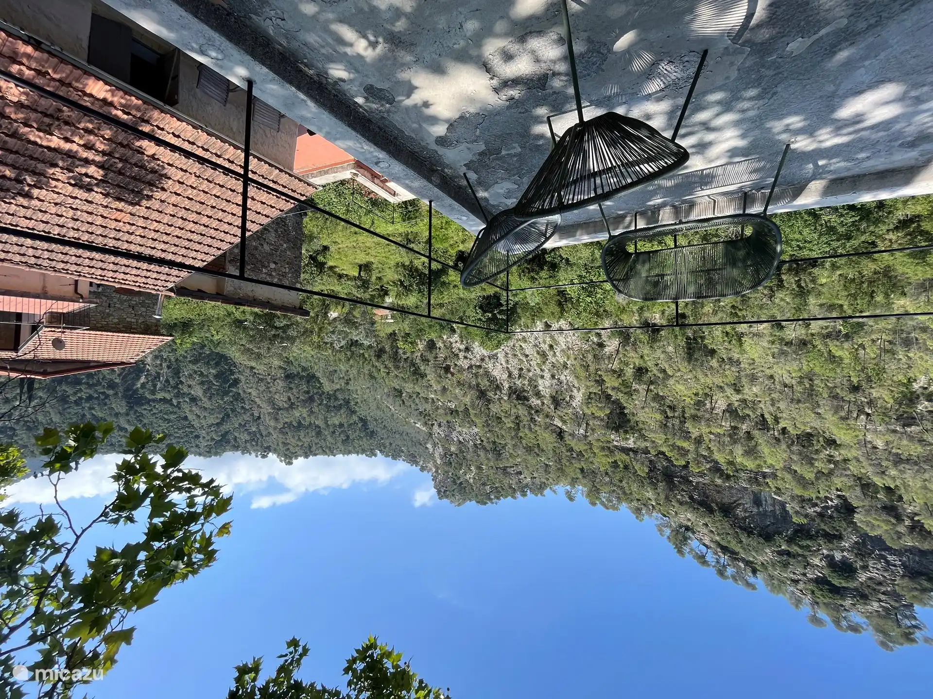 Blick von der oberen Terrasse