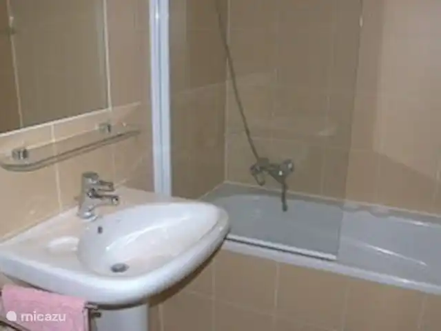 Appartement met waanzinnig zeezicht huren in Curaçao, Curacao-Midden, Willemstad - appartement 1e badkamer