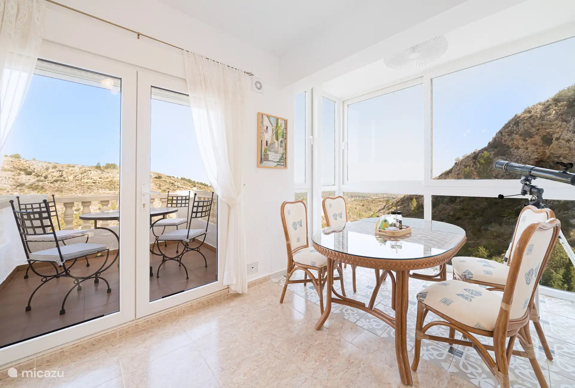 Dining area, inner terrace