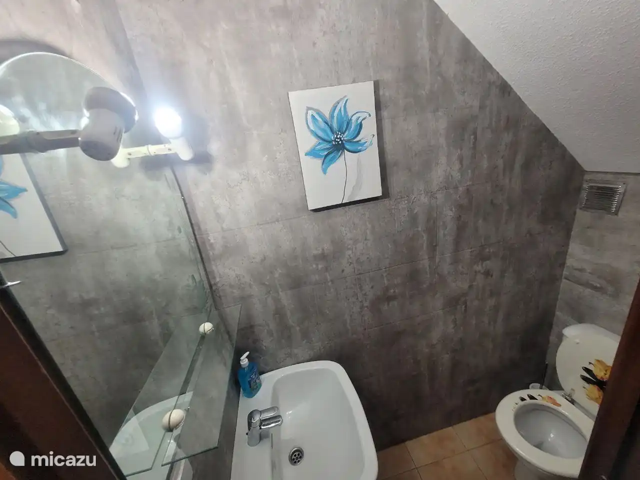 Toilette im Erdgeschoss