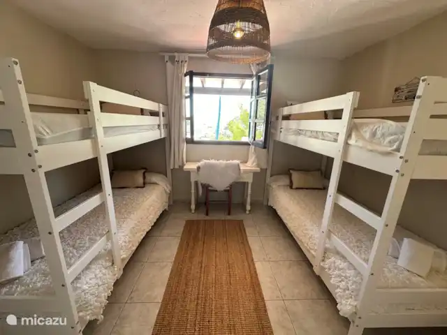 Location de Vacances Espagne, Ibiza, Cala Llonga, appartement - IBIZA Cala Llonga HIPPIE