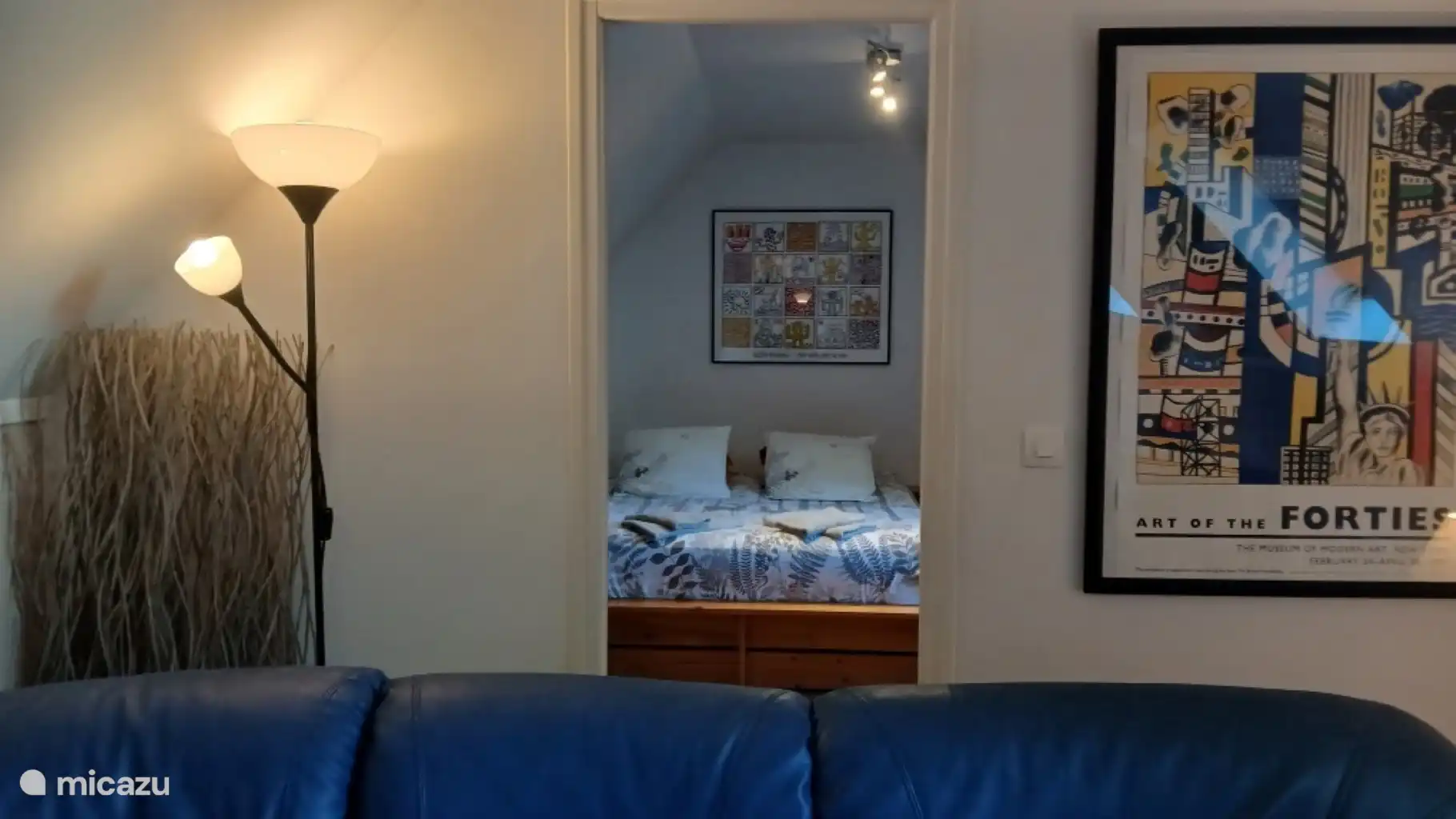 Une chambre en automne