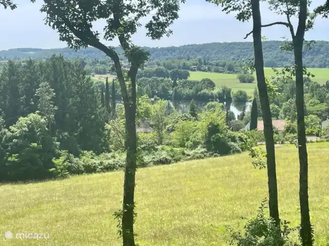 Al borde del bosque en Francia, Dordoña, Trémolat - casa vacacional Vista al río