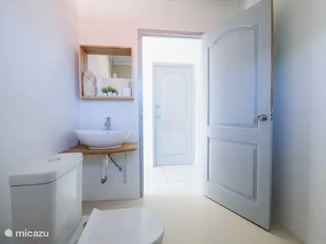 Villa Cas Grandí en Curazao, Banda Arriba (este), Cas Grandi - villa Baño