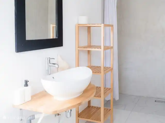 Villa Cas Grandí en Curazao, Banda Arriba (este), Cas Grandi - villa Baño