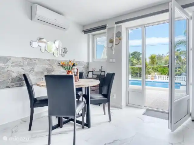 Park Carpe Diem (apartamento) en España, Costa Blanca, Busot - apartamento Mesa de cocina