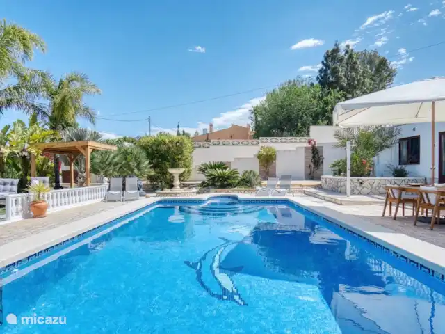 Park Carpe Diem (apartamento) en España, Costa Blanca, Busot - apartamento Piscina desde los árboles