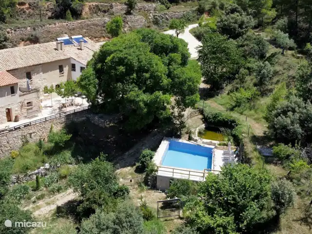 Mas de Pau - Apartamento Almendro huren in Spanje, Aragón, Fuentespalda - landhuis / kasteel luchtfoto/zwembad