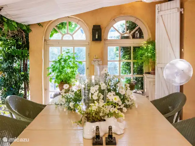 Villa les Chiens en Francia, Costa Azul, Cogolin - casa vacacional Terraza