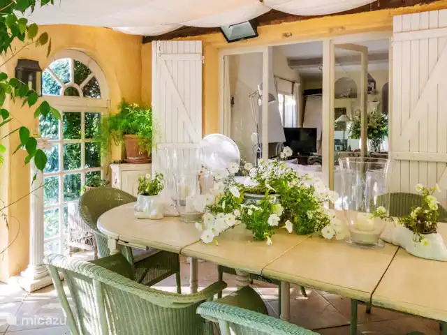 Villa les Chiens en Francia, Costa Azul, Cogolin - casa vacacional Terraza