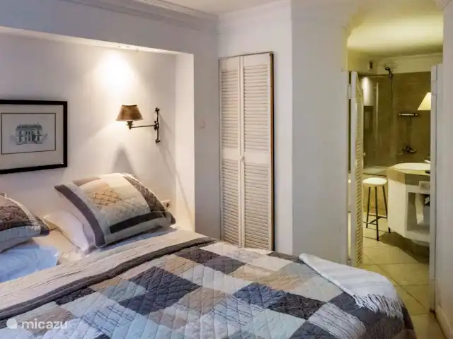 Villa les Chiens en Francia, Costa Azul, Cogolin - casa vacacional Dormitorio