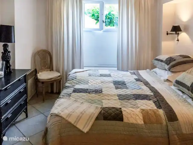 Villa les Chiens en Francia, Costa Azul, Cogolin - casa vacacional Dormitorio