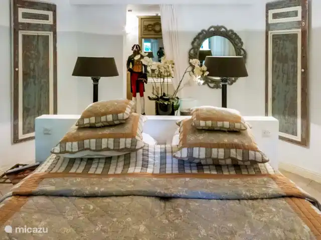 Villa les Chiens en Francia, Costa Azul, Cogolin - casa vacacional Dormitorio