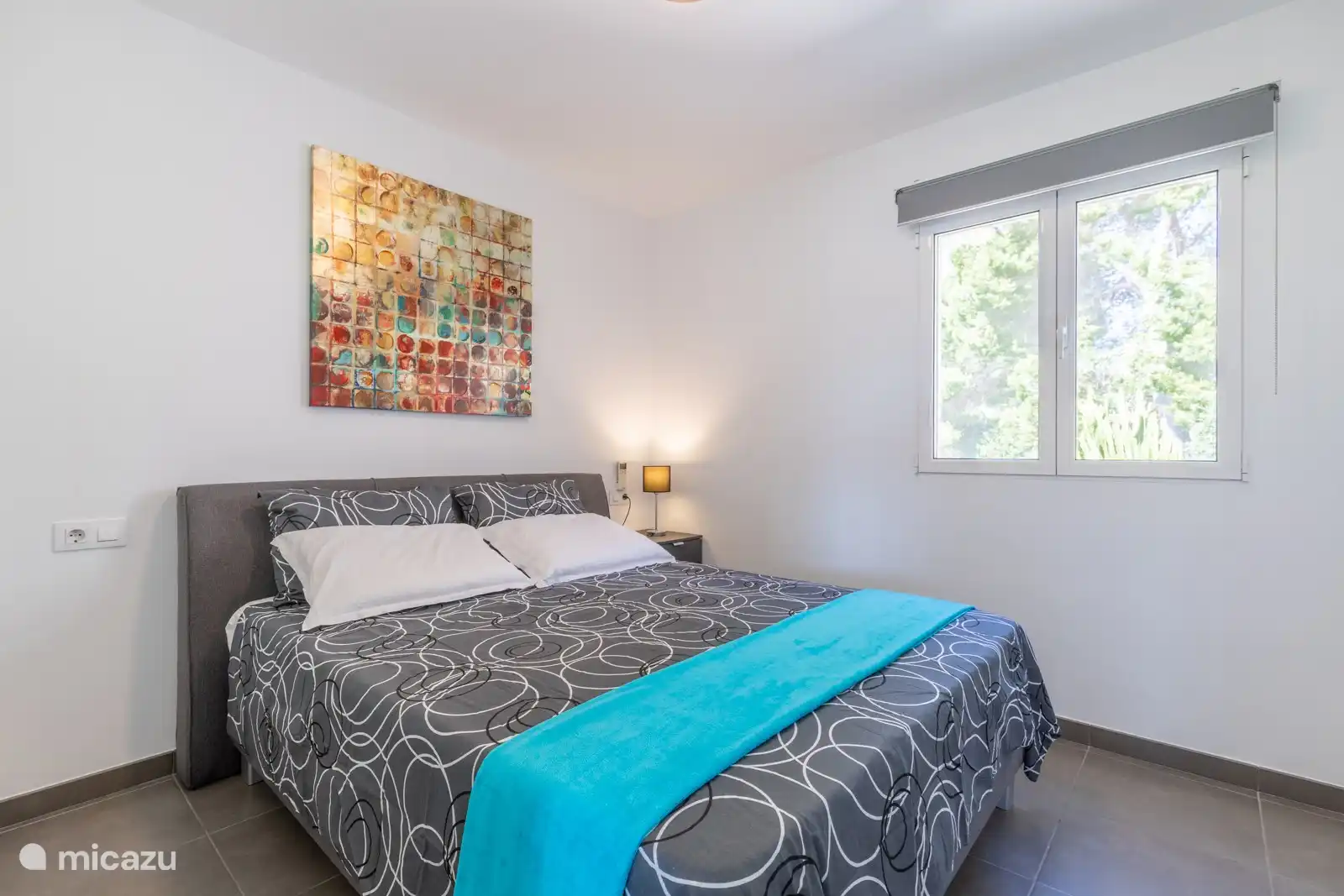 Villa mit 4 Schlafzimmern im Obergeschoss