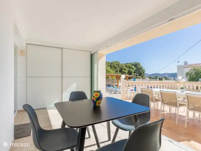 villa en España, Costa Blanca, Moraira – Casa Sol Y Mar Moraira Terraza cubierta de un apartamento independiente con cerradura en la planta baja