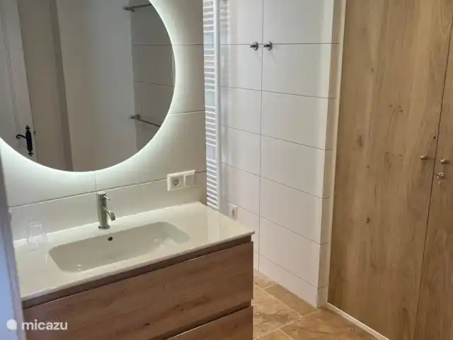 Location de Vacances France, Dordogne, Stupide, maison de vacances - Maison Écluse Chambre au rez-de-chaussée