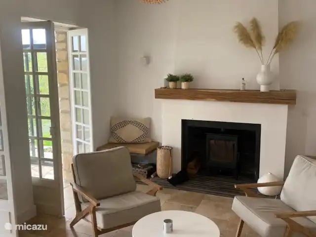 Location de Vacances France, Dordogne, Stupide, maison de vacances - Maison Écluse Salon
