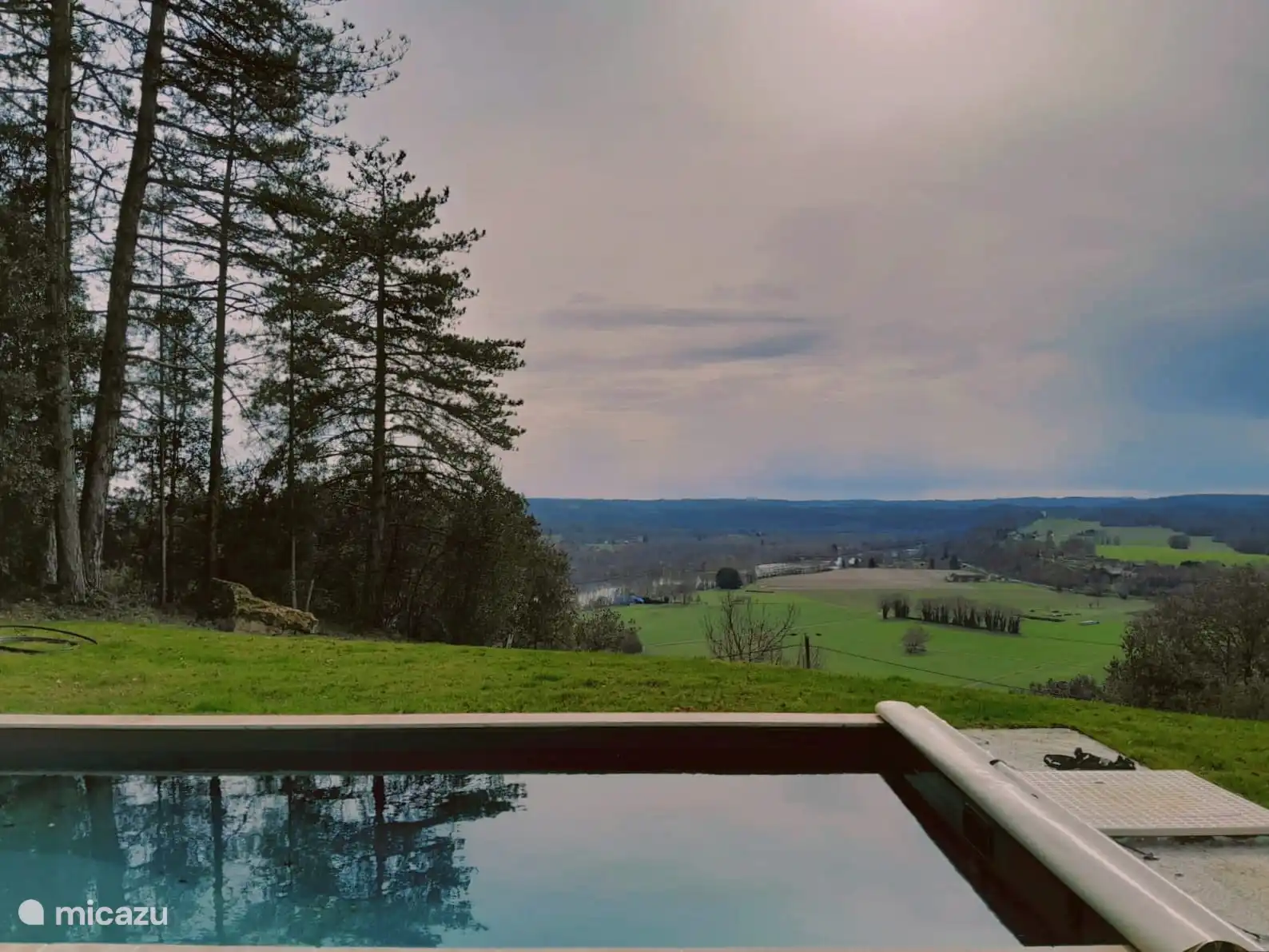 Les hauts de Trémolat