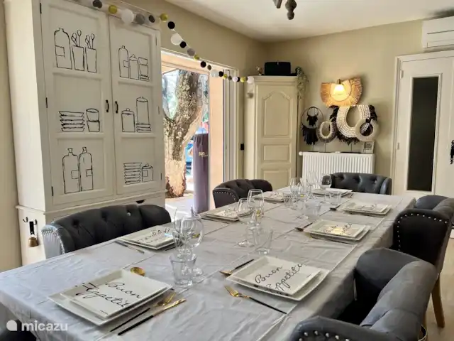 Villa Marie-Ange en Francia, Costa Azul, Grimaud - casa vacacional Comedor